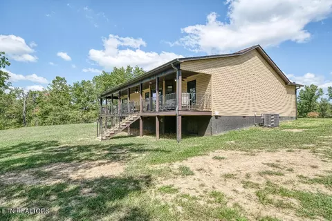 372 Laurel Loop, Monterey, TN 38574 photo 10