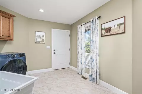 372 Laurel Loop, Monterey, TN 38574 photo 37