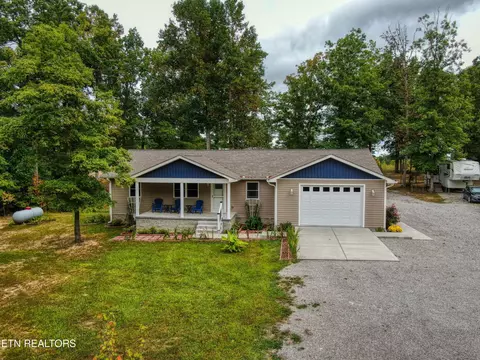 635 Bluebird Ridge Rd, Jamestown, TN 38556