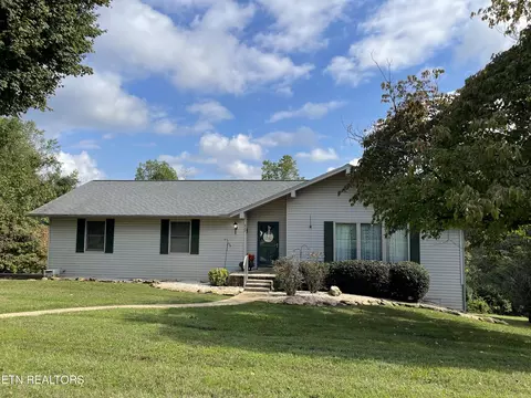 412 Orchard Knob Rd, Clinton, TN 37716