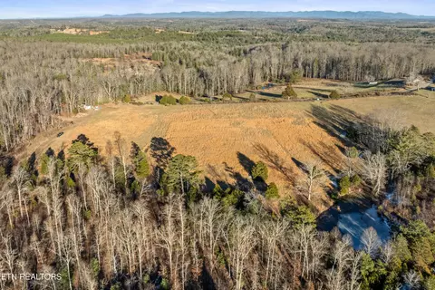 High Point Rd, Deer Lodge, TN 37726 photo 20