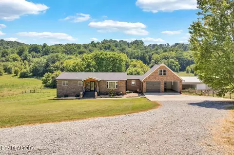 2000 Walter Stone Rd, Sparta, TN 38583