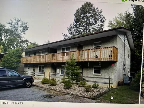 202 Spring Valley Rd, Sevierville, TN 37863