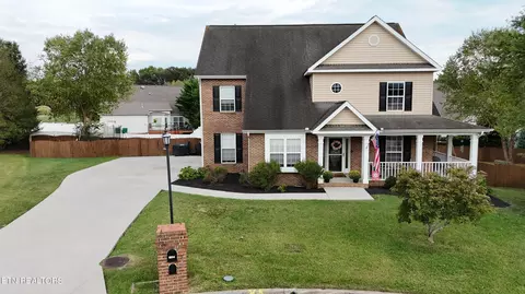 4501 Sunsplash Ln, Knoxville, TN 37918