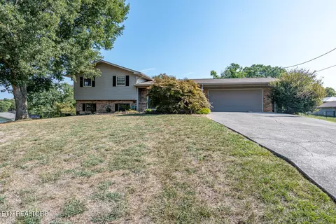 814 Marcaro Ln, Maryville, TN 37801