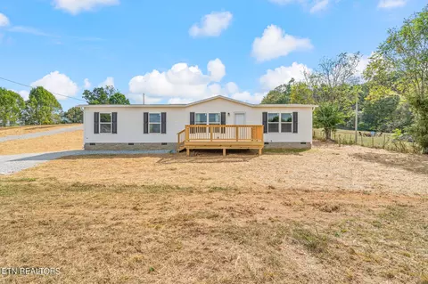 135 J Mccauley Rd, Sweetwater, TN 37874