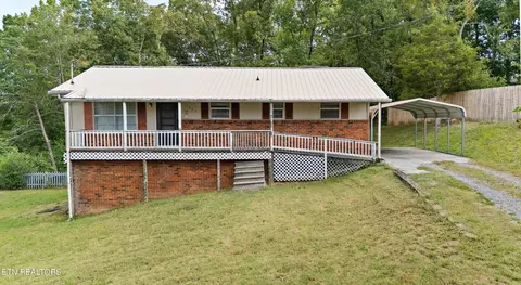 1220 NW Collegeview Dr, Cleveland, TN 37312
