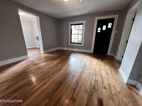 Living - 488 N Johnson Dr, Pennington Gap, VA 24277 photo 3 of 3