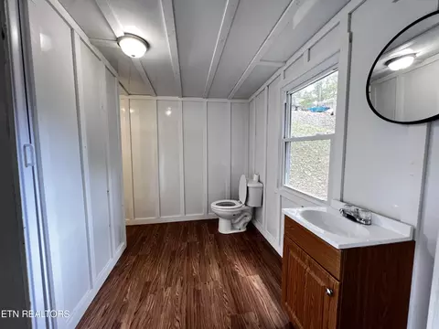 Bath - 488 N Johnson Dr, Pennington Gap, VA 24277 photo 1 of 1