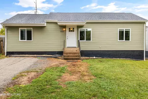 2337 Grove St, Maryville, TN 37804