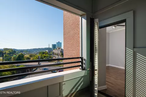 115 Willow Ave #502, Knoxville, TN 37915