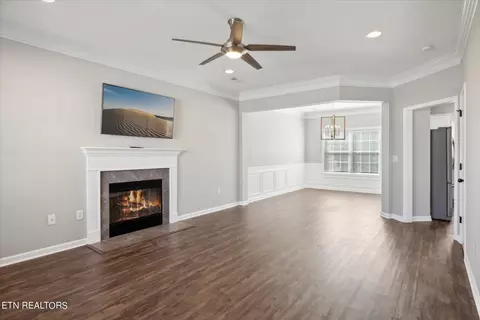 1104 Cloud View Dr, Powell, TN 37849 photo 2