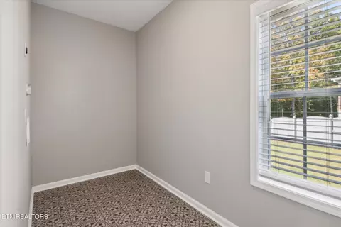 1104 Cloud View Dr, Powell, TN 37849 photo 9