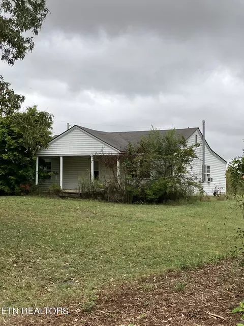 7642 N Hwy 70 N, Crossville, TN 38571