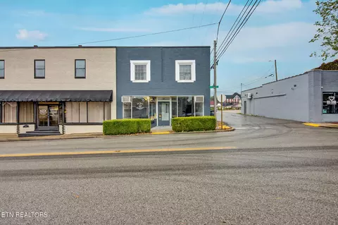 28 N Main St, Sparta, TN 38583