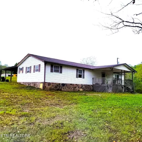 2699 Sugar Grove Valley Rd, Harriman, TN 37748