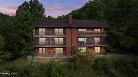 429 Deer Path Ln #203, Gatlinburg, TN 37738