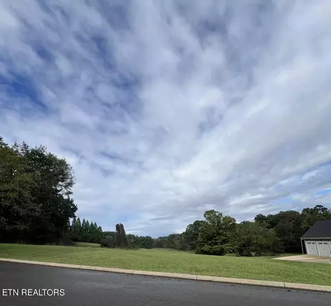 1712 Kensington Dr, Knoxville, TN 37922