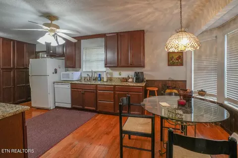 167 E Howe St, Alcoa, TN 37701 photo 10