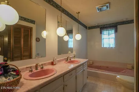 167 E Howe St, Alcoa, TN 37701 photo 14