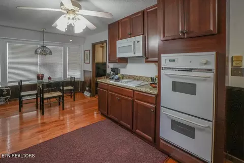 167 E Howe St, Alcoa, TN 37701 photo 9