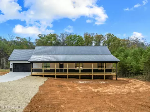 4556 6 Mile Rd, Maryville, TN 37803