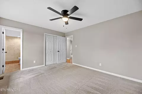 Bedroom - 7608 Cranley Rd, Powell, TN 37849 photo 2 of 4
