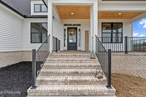 1220 Baileys Rd, Greenback, TN 37742 photo 3