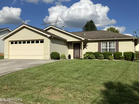 7724 Brickchase Ln, Knoxville, TN 37918