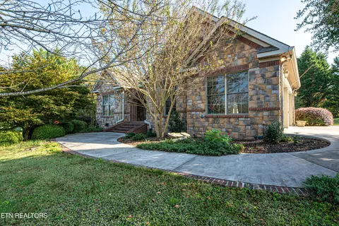 11177 Hughlan Dr, Knoxville, TN 37934