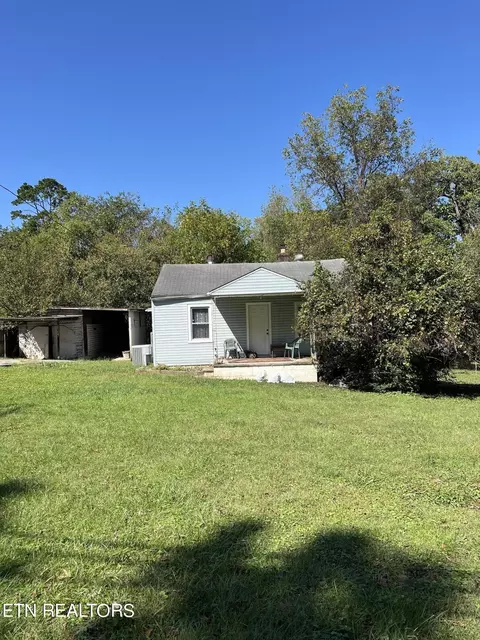 2109 Harris Rd, Knoxville, TN 37924