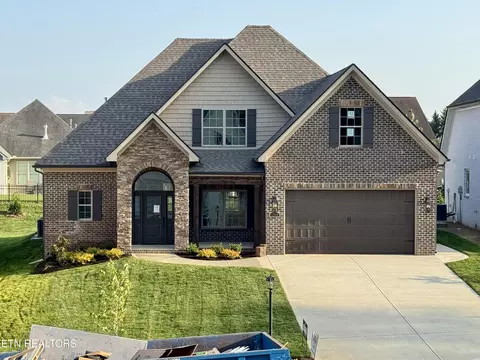 12046 Avery Manor Ln, Knoxville, TN 37932