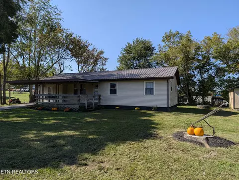 131 Morley Dr, Ewing, VA 24248