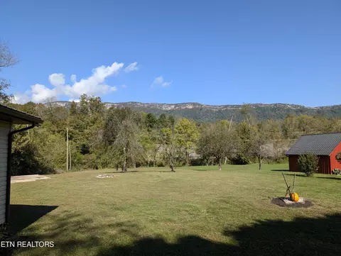Exterior - 131 Morley Dr, Ewing, VA 24248 photo 6 of 11