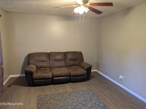 Living - 131 Morley Dr, Ewing, VA 24248 photo 1 of 4