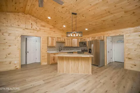 Kitchen - 161 Duke Ln, Luttrell, TN 37779 photo 2 of 3