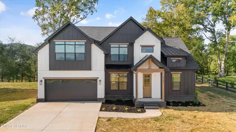 5739 Mountain Vista Ln, Maryville, TN 37804