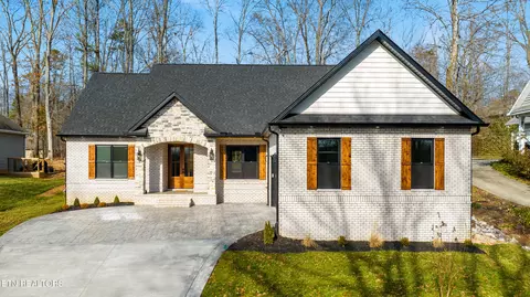 138 Ootsima Way, Loudon, TN 37774