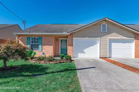611 Wakebridge Blvd, Powell, TN 37849