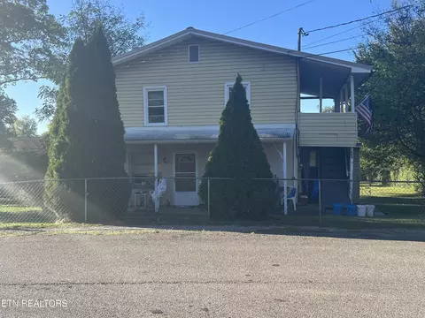 609 Glenoaks Dr, Knoxville, TN 37912