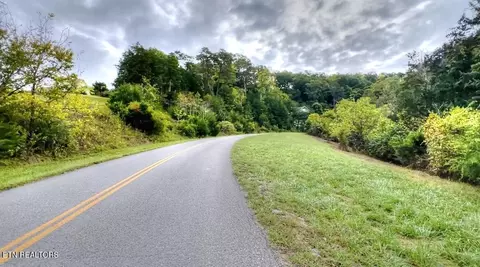 586 Russell Brothers Road, Sharps Chapel, TN 37866