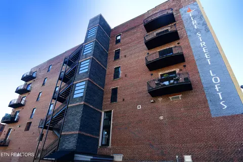 232 W Jackson Ave #B03, Knoxville, TN 37902