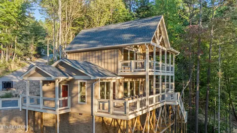 1841 Cherry Vw Ln, Sevierville, TN 37876