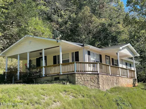 613 Pine Hill Rd, Tazewell, TN 37879