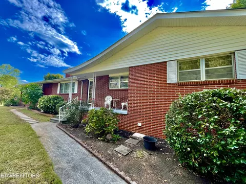 117 Tipton Myers Dr, Maryville, TN 37804