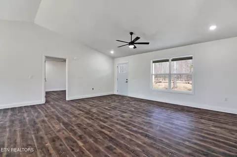 103 Edwards Ct, Grimsley, TN 38565 photo 8