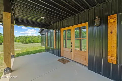 357 Boles Rd, Hilham, TN 38568 photo 3