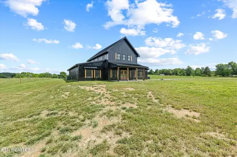 357 Boles Rd, Hilham, TN 38568 photo 37