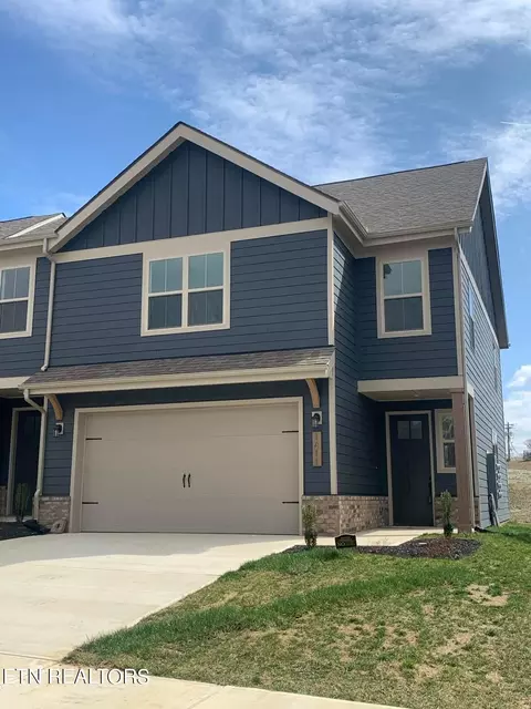 1611 Mountain Quail Cir, Maryville, TN 37801