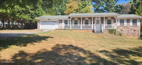608 Greenwood Dr, Maryville, TN 37803